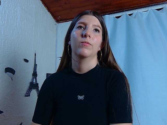 Vysílací screenshoty AnnieHarper