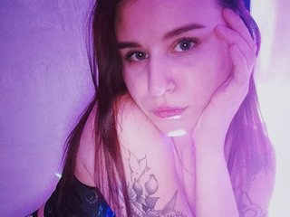 Erotický videochat Emili_Dorton