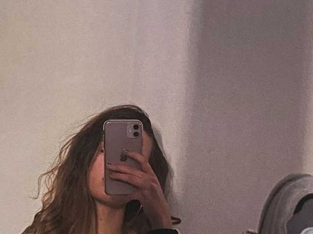 Fotografie profilu AriellaFerr00