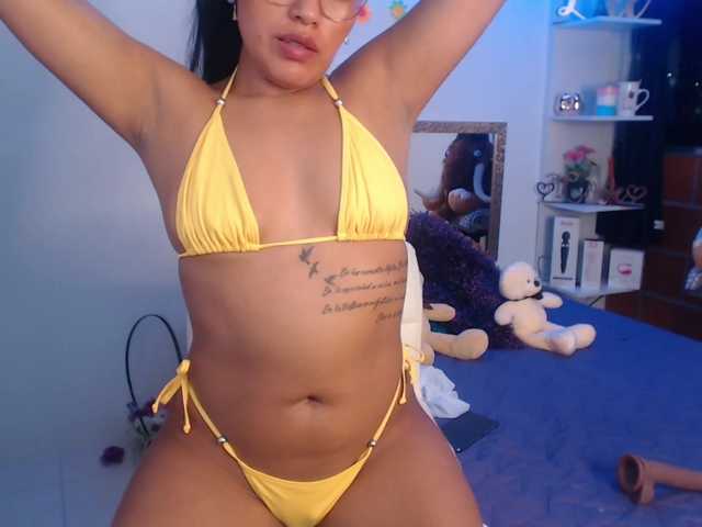 Fotky aryalee ❤️⭐ let's play!Make me hot! Make me moan loudly!!! ❤️⭐RIDE and squirtl at GOAL❤️⭐ #lovense #tease #new #brunette #latina #daddy #shaved