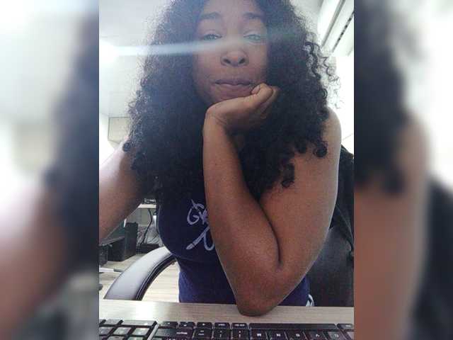 Vysílací screenshoty AshantiJones