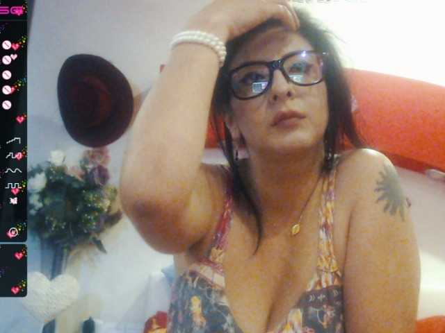 Fotky ALINA___ HELLO GUYS!!!Help for buy new lush lovense/naked999/ass200/hole ass250/boobs100/pussy300/dance150/make me weet and happy