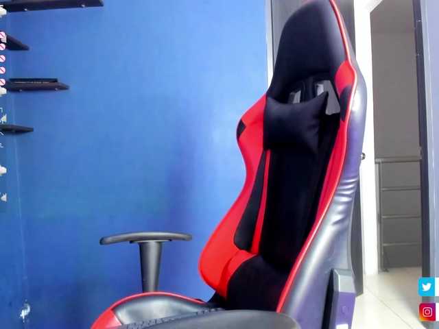 Vysílací screenshoty ashley-masser