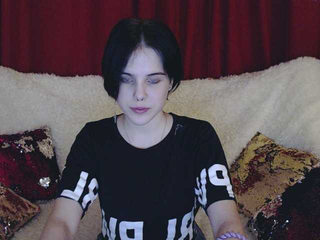 Vysílací screenshoty AshleyandKurt