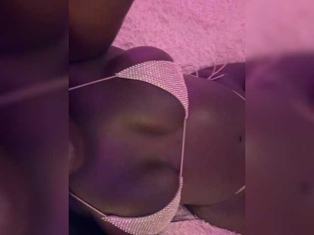 Vysílací screenshoty AshleyebonyX