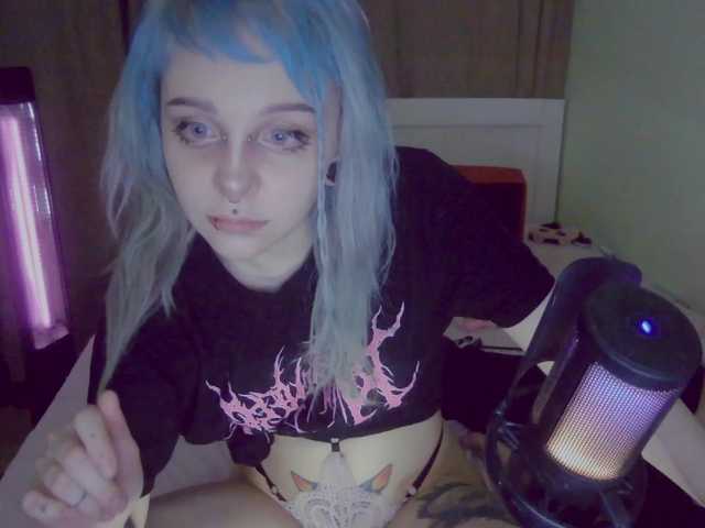 Vysílací screenshoty ashy-slashy