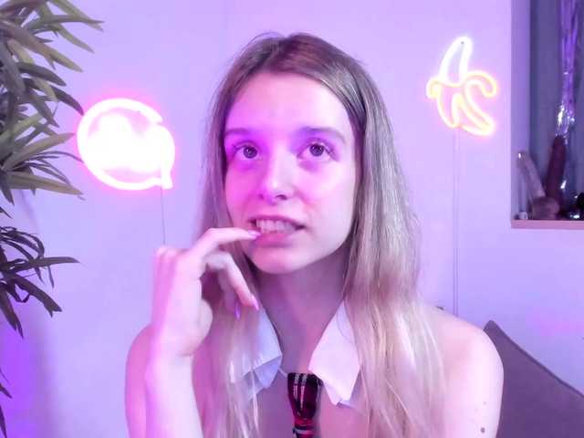 Vysílací screenshoty Astrid-Moore