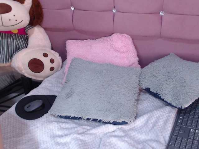 Vysílací screenshoty AstridJones