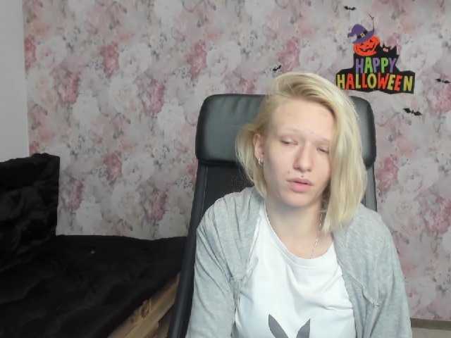 Fotky AvaKarter make me very wet bby - Multi Goal: make me become very naughty with your touches anal/squirt, sloppy blowjob, deeptoath, or you choose #smoke