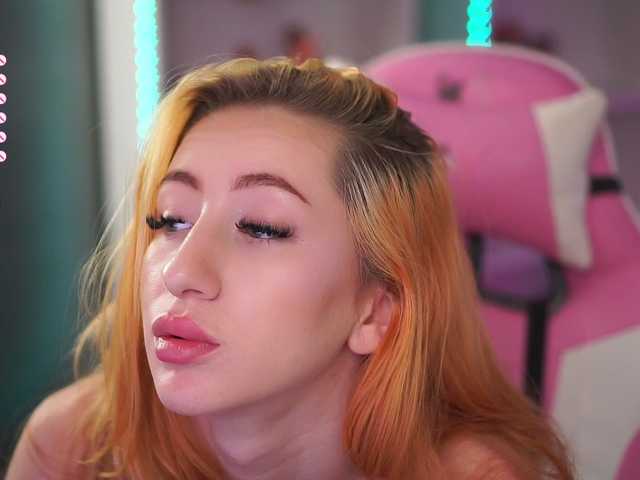 Vysílací screenshoty AveryKlein