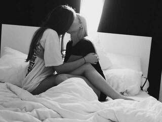 Erotický videochat awesomegirlsx