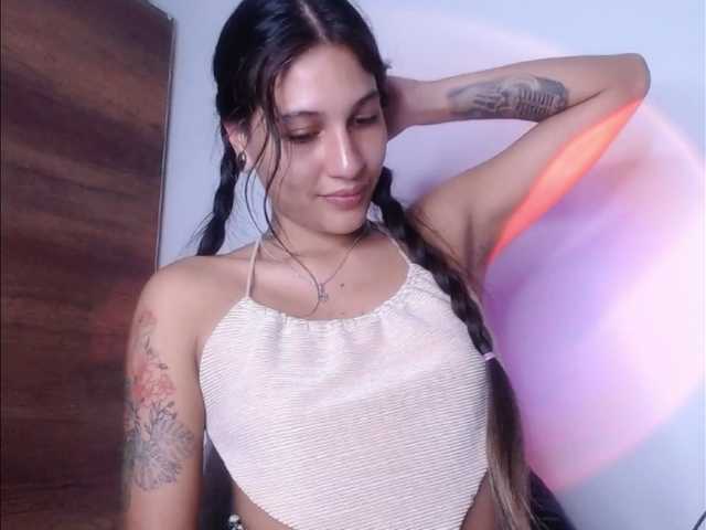 Vysílací screenshoty GOODGIRLYUMMM