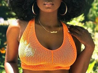 Erotický videochat BaddassSexyAddict