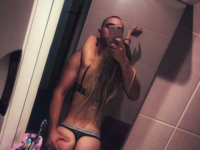 Erotický video chat BadFamily95