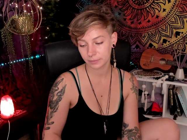 Vysílací screenshoty BayleeDesire
