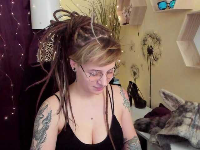 Vysílací screenshoty BayleeDesire