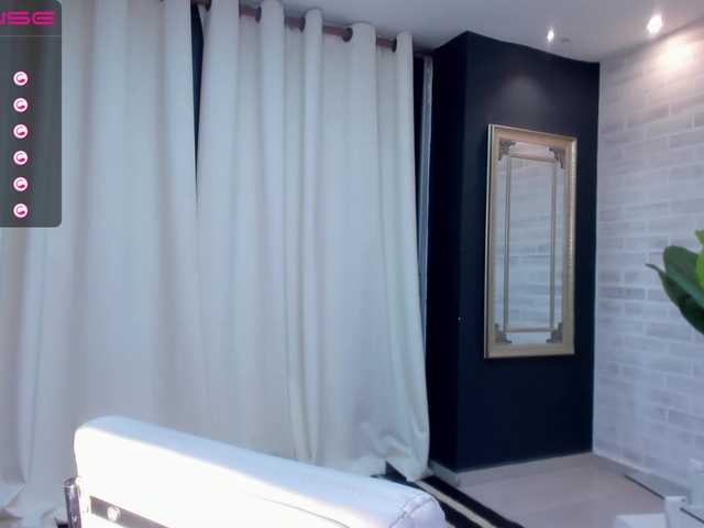 Vysílací screenshoty BeccaRoberts