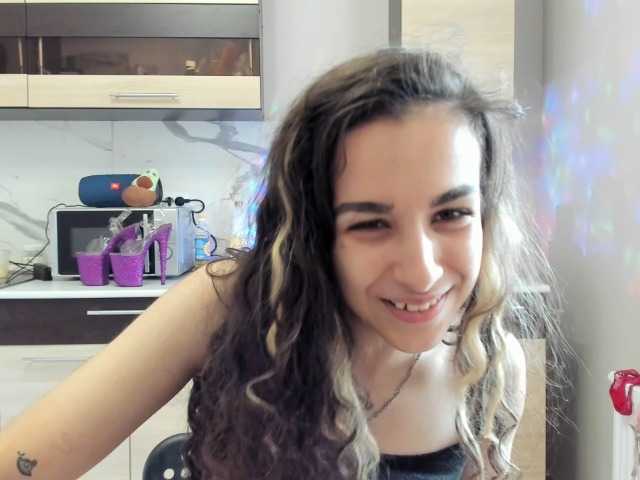 Vysílací screenshoty BellaScatte