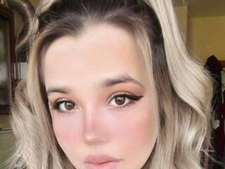 Erotický videochat Bellllkaaaa