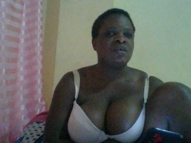Vysílací screenshoty bigboobies2