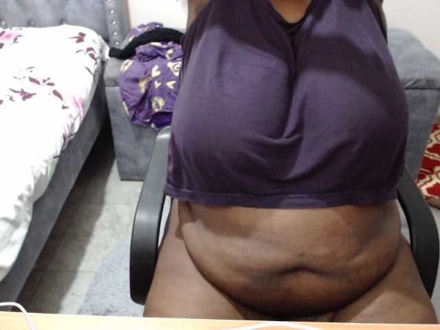 Vysílací screenshoty BIGBOOBSCOPLE