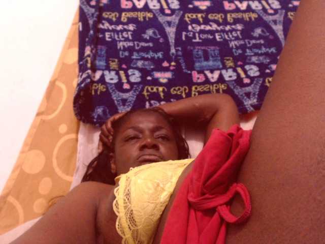 Vysílací screenshoty BigBustyBlack