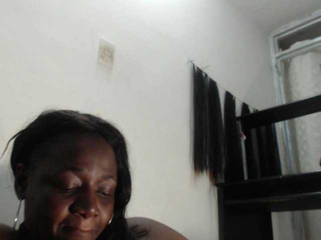 Vysílací screenshoty BigBustyBlack