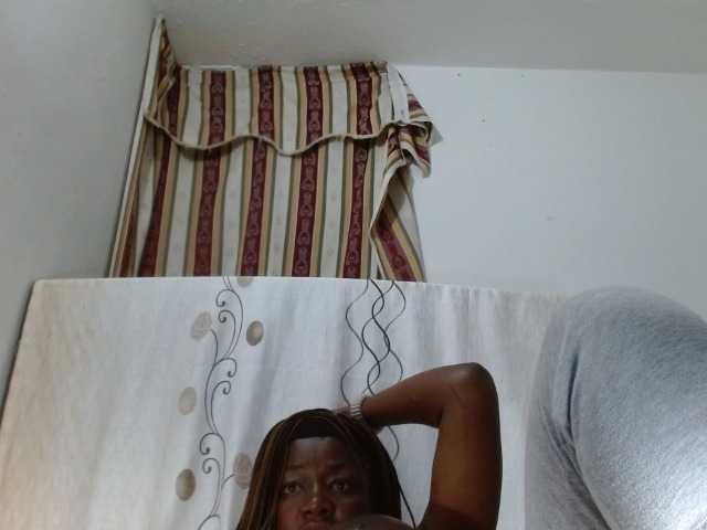 Vysílací screenshoty BigBustyBlack