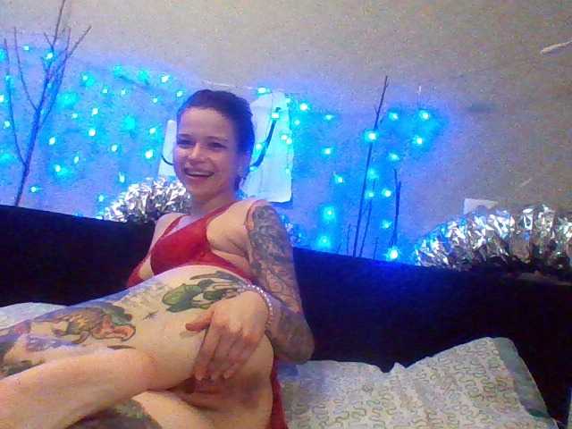 Fotky bigdick--fuck inked girl home alone===inked feet=== inked legs===