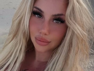 Erotický videochat TiaDollDotCom
