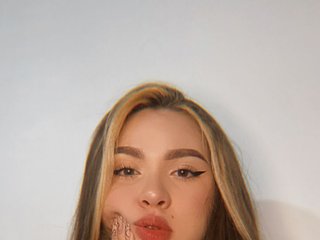 Erotický videochat Blondie-Kiutt