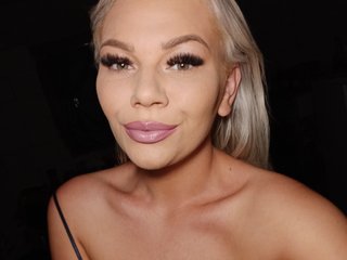 Erotický video chat blondieelena7