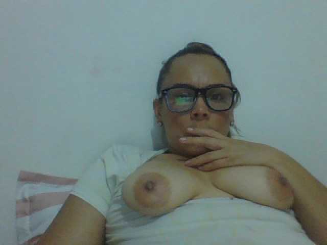 Fotky briseidax7 ⭐❤️ALL FAMILY HERE AND I AM HORNY❤️⭐❤️ #hairy ❤️⭐❤️I HOPE THEY DO NOT CATCH ME❤️⭐❤️ #milf #bigtits #asstomouth ⭐tortura ❤️ #freak #atm #alldoing #SWEET #sexy #queen♥ #lovense #ohmibod