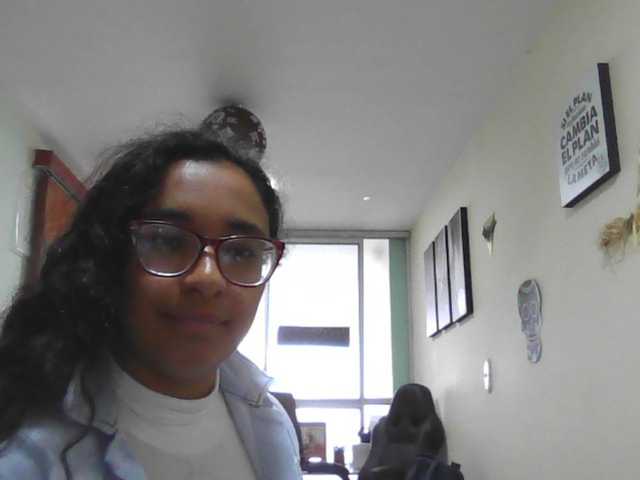 Fotografie profilu brit-cm