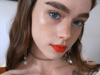 Erotický videochat BrokenDoll666