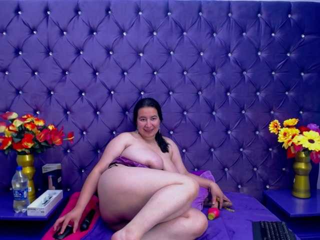 Fotky BulmaPrinces I am a beautiful and very hot girl I love playing everything #bigboobs #bbw #curvy #natural I LOVE ANAL ....