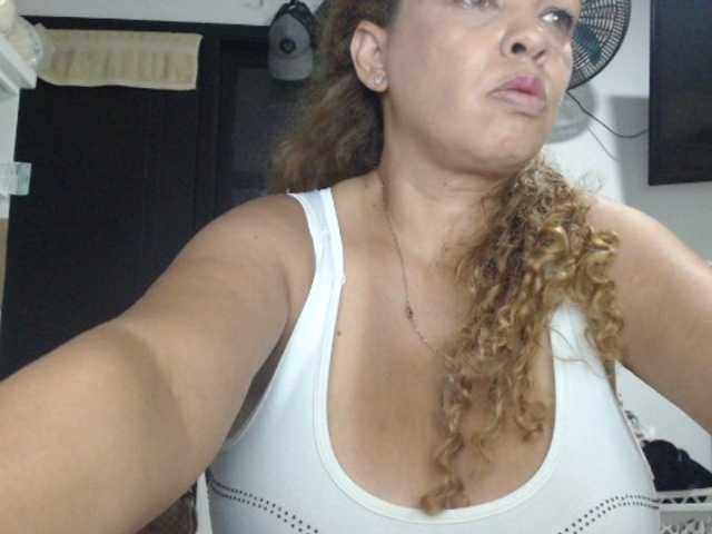 Vysílací screenshoty BustyAngela