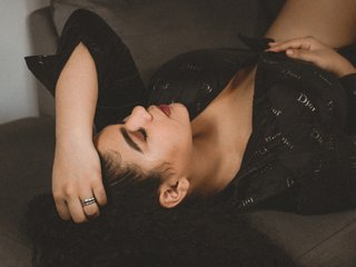 Erotický video chat CamilaRussel