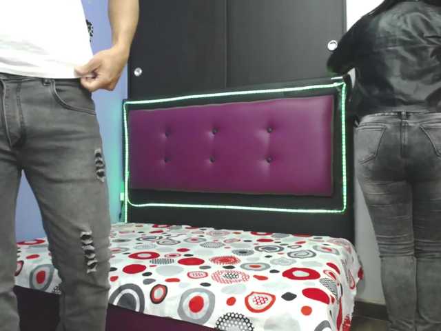 Fotky Camilaydavid1 Hola chicos Bienvenidos a nuestra sala Hello guys welcome to our room Cum in the mouth for 250 tk