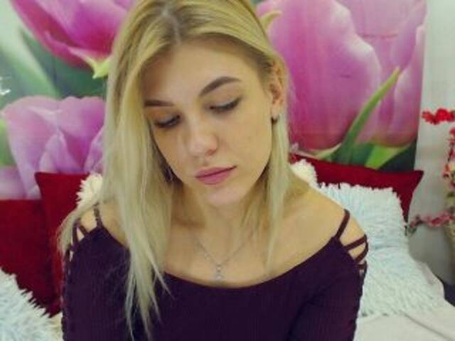 Vysílací screenshoty CamomillaG