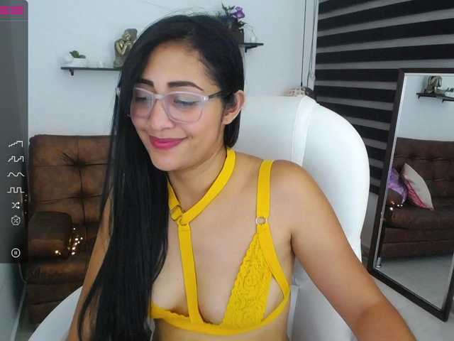 Vysílací screenshoty candace-20