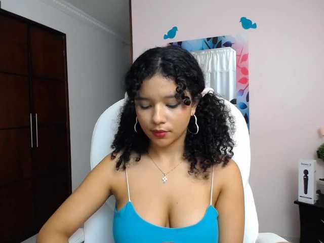 Vysílací screenshoty Candy-Curvyn