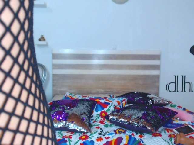 Vysílací screenshoty candy-issa