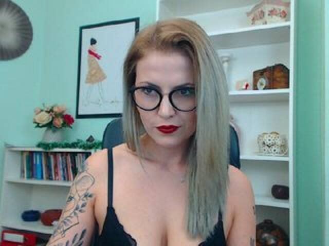 Vysílací screenshoty Candy-Like