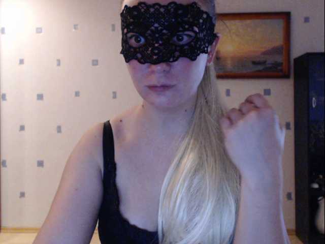 Fotky CandyGirl-1 Hi guys! Welcome to PVT, I could make show for you in freechat, just give me tokens) Thanks for tips!