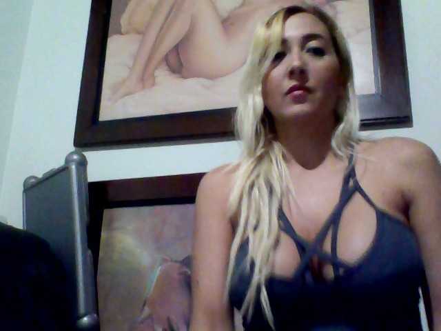 Vysílací screenshoty candyxxx