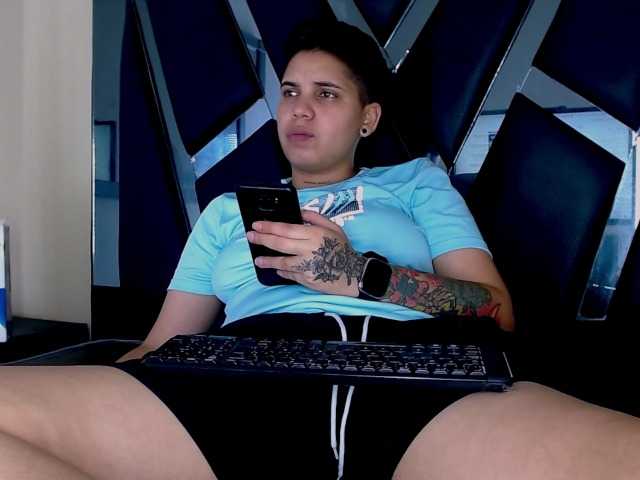 Vysílací screenshoty CarlaSexy