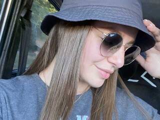 Erotický videochat CarlieActive