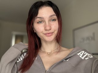 Erotický videochat CarmelinaDesire