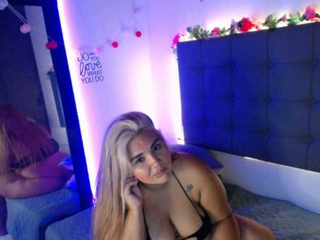 Fotky CaroEscobar HELLO MY LOVES I AM VERY NAUGHTY AND I WISH YOU MAKE ME SCREAM WITH PLEASURE WITH MY LUSH :) :) FOR US TO HAVE FUN I PUT YOUR NAME ON MY TITS FOR 200 TKD